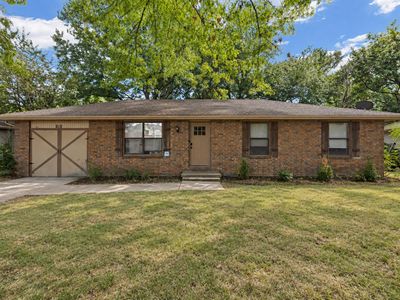 Property at 212 E Deanna Lane, Nixa, MO