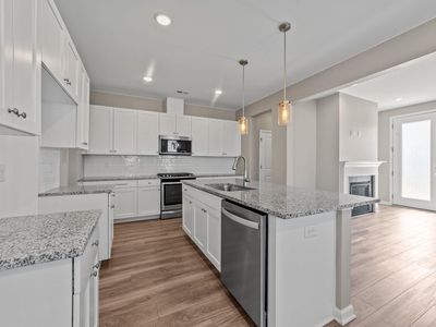 755 Creekway Dr