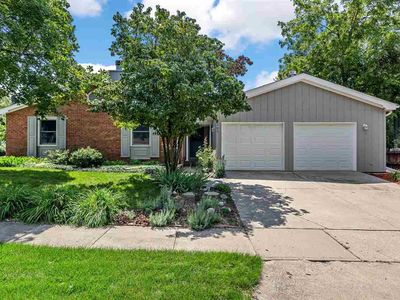 1205 Brookwood Dr