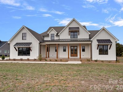 111 Monbo Meadows Ln