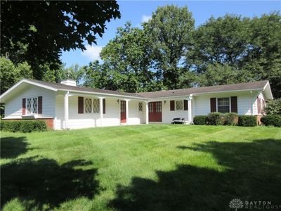 827 Hickory Ln