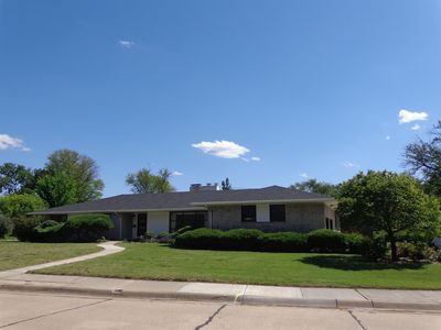 316 W 23rd St