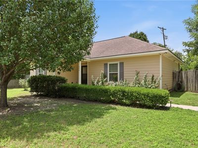 348 Trinity Ave