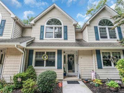 176 Merrick Road #10