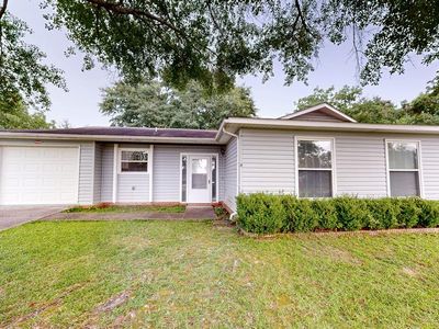 3104 Balfour Dr