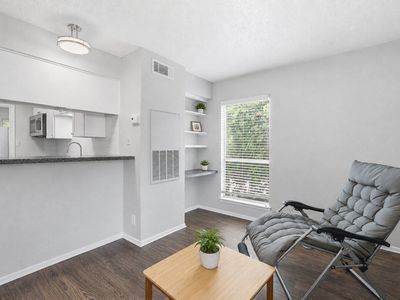2801 Hemphill Park Unit A-301