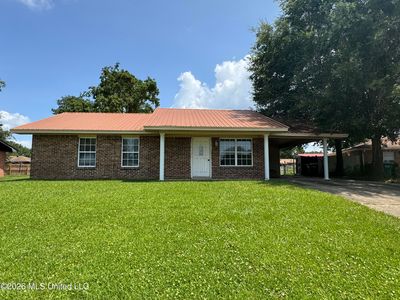 1106 Shirley Dr