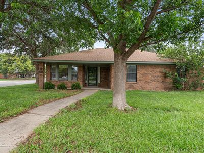 6712 Michelle Dr