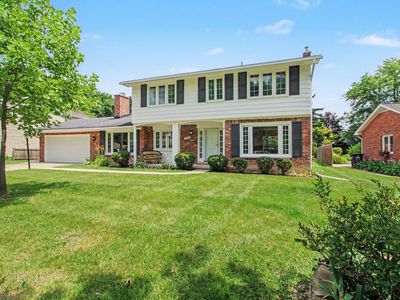 2043 Winsted Blvd