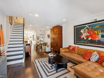 1231 E Moyamensing Ave