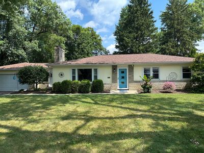 210 Fairlawn Dr