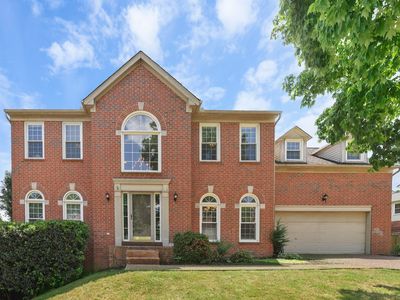1301 Buckingham Cir