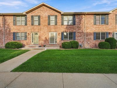Property at 1706 Glenbridge Rd, Bloomington, IL