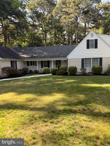 621 Douglas Rd