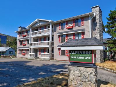 1451 Park Ave #3