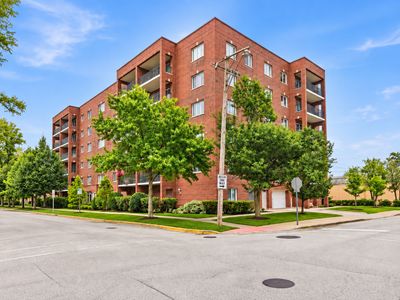 1325 Perry St APT 206