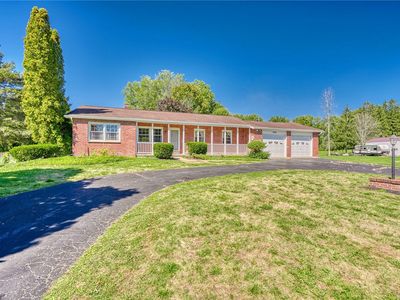 4543 Ontario Center Rd