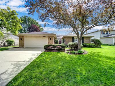 Property at 1129 S Salem Ln, Arlington Heights, IL