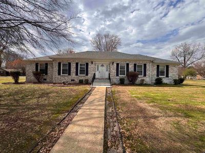 9117 Lakeview Dr