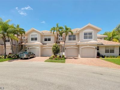 25090 Ballycastle Ct APT 202
