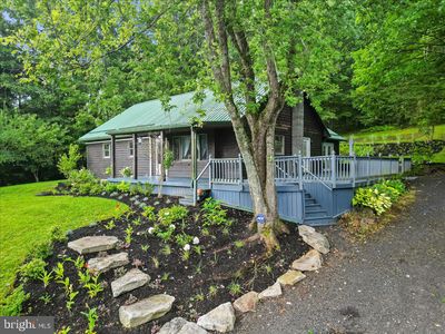 704 Old Crellin Rd