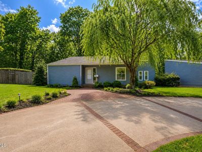 1333 Dupont Dr