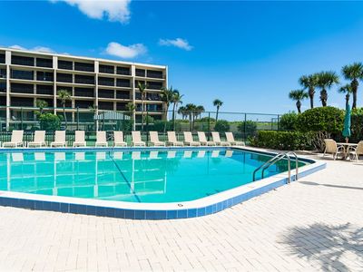3939 Ocean Dr APT 208C