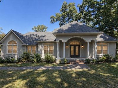 1313 Asbury Dr