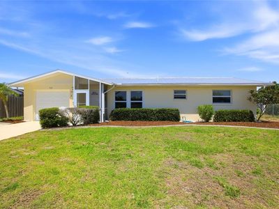 717 Riviera Ln