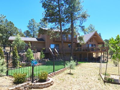 324 Davis Ct