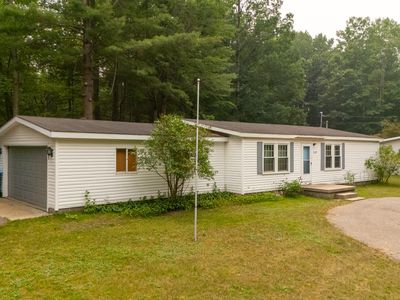 110 Trescott Ln