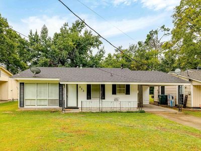 213 Garden Dr