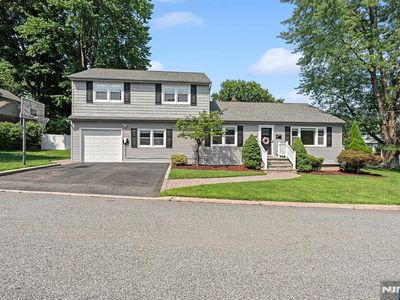 Property at 604 Taylor Ave, Oradell, NJ