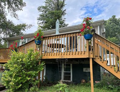 406 W Point Dr