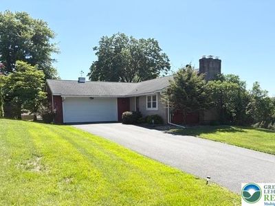 34 Stonecroft Dr