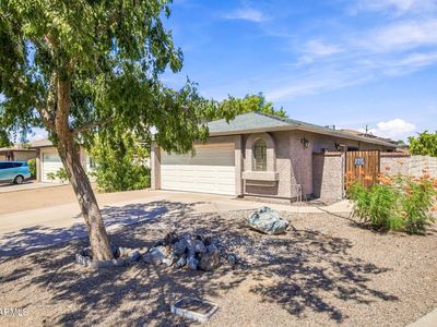 3704 W VILLA MARIA Drive
