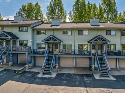 1555 Woodbridge Court UNIT 1555