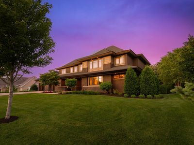 3776 Woodland Cove Pkwy