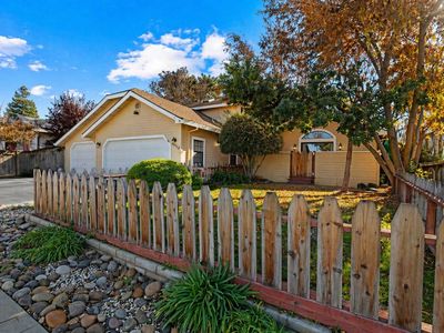 1511 Las Brisas Dr