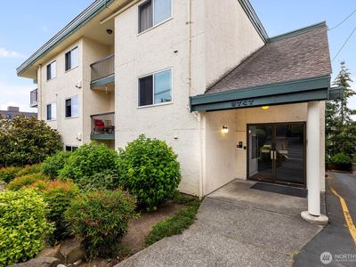 8747 Phinney Avenue N #7