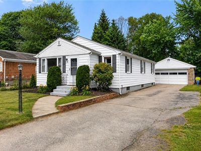 97 Victor Ave