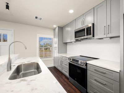 11610 Palmsprings Dr