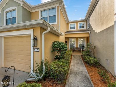 6479 WHITE BLOSSOM Circle #2B