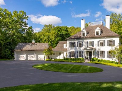 8611 Country Club Dr