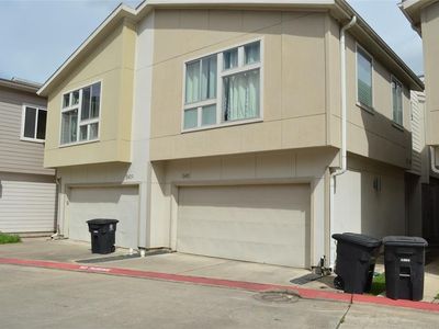 5411 Lindsay Ln