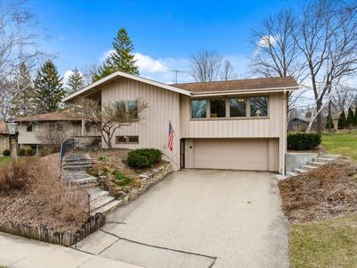 1333 Sylvan WAY