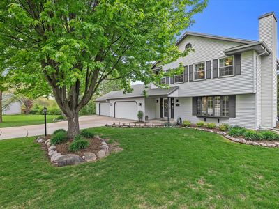 Property at 8450 S Heritage COURT, Oak Creek, WI