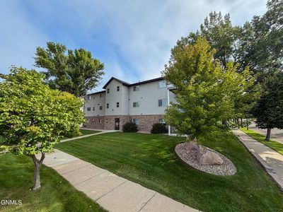 3405 Montreal St #3