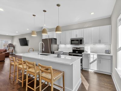 6719 Charlotte Pike #3