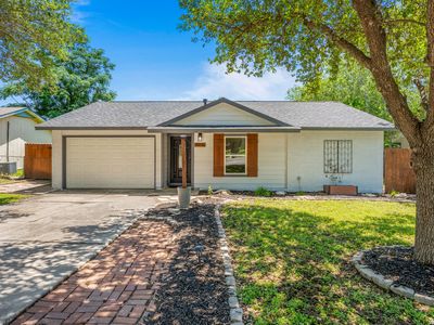 9816 MEADOW HL